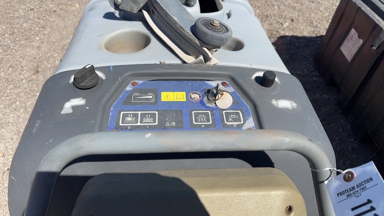 Image for ADVANCE ELECTRIC FLOOR SCRUBBER