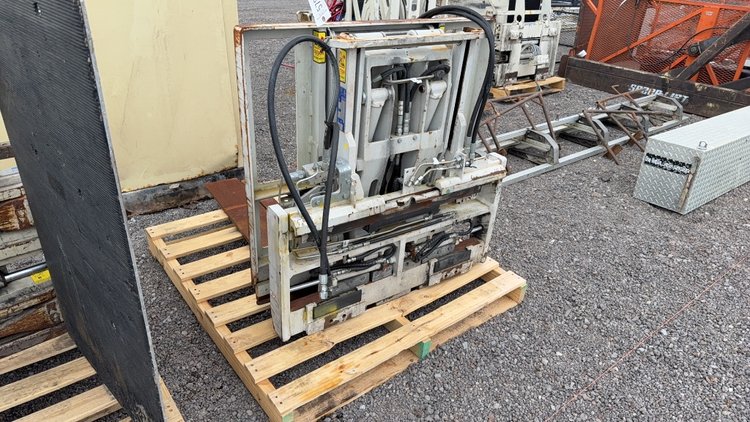 Image for CASCADE FRONT EXTENDERS PALLET FORKS