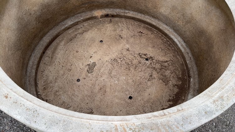 Image for QTY(3) 6' FIBERGLASS PLANTERS