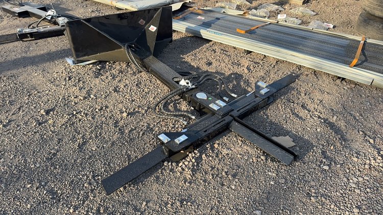 Image for FUTURE SKID STEER WHEEL LIFT