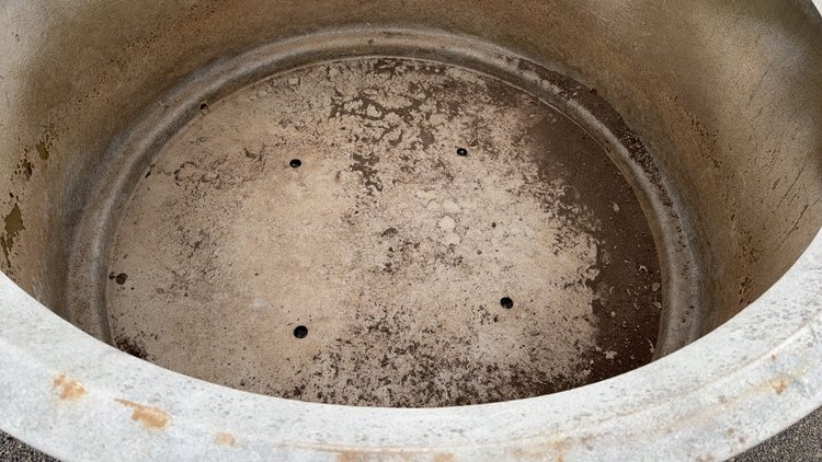 Image for QTY(3) 6' FIBERGLASS PLANTERS