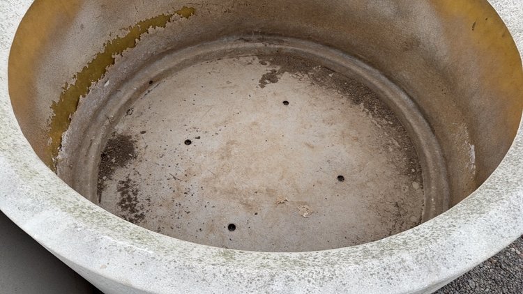 Image for QTY(3) 6' FIBERGLASS PLANTERS