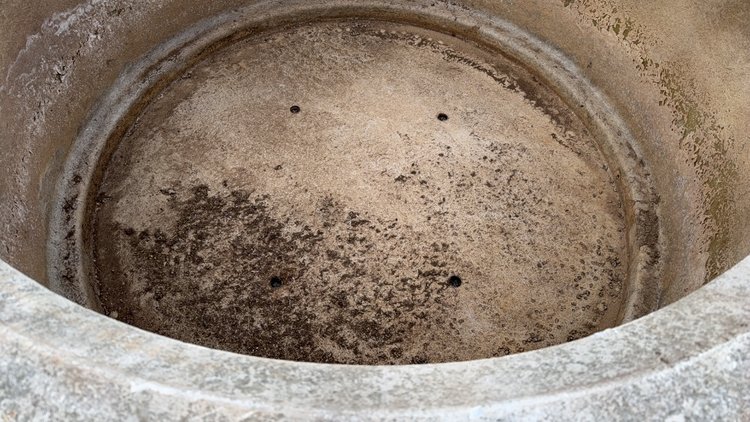 Image for QTY(3) 6' FIBERGLASS PLANTERS