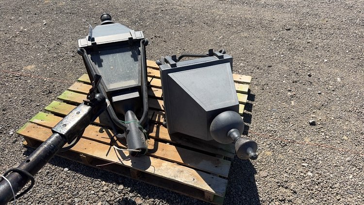 Image for QTY (2) ELECTRIC LIGHT