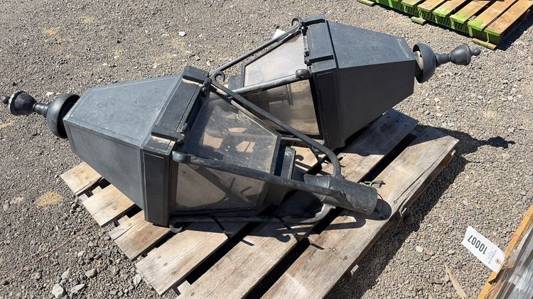 Image for QTY (2) ELECTRIC LIGHT