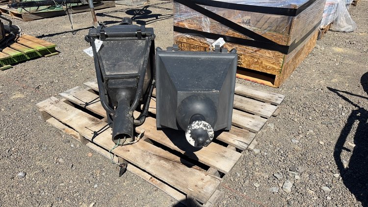 Image for QTY (2) ELECTRIC LIGHT