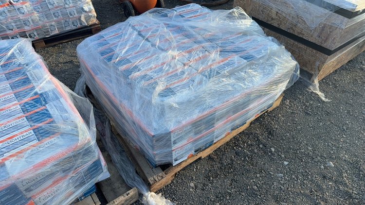 Image for PALLET OF SYLVANIA 7