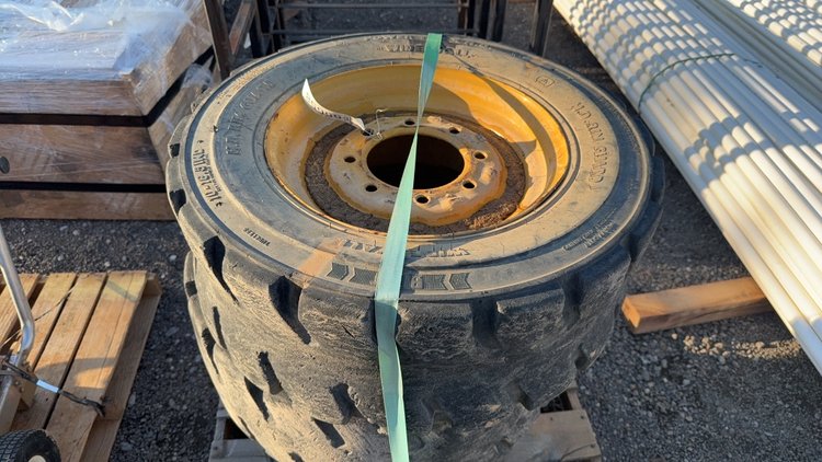 Image for QTY (4) 10-16.5 SKID STEER TIRES