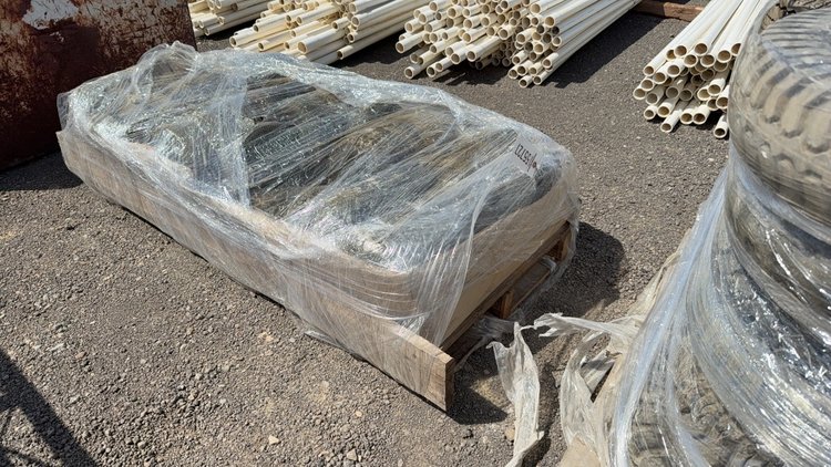 Image for PALLET OF SMALL TIRES/WHEELS