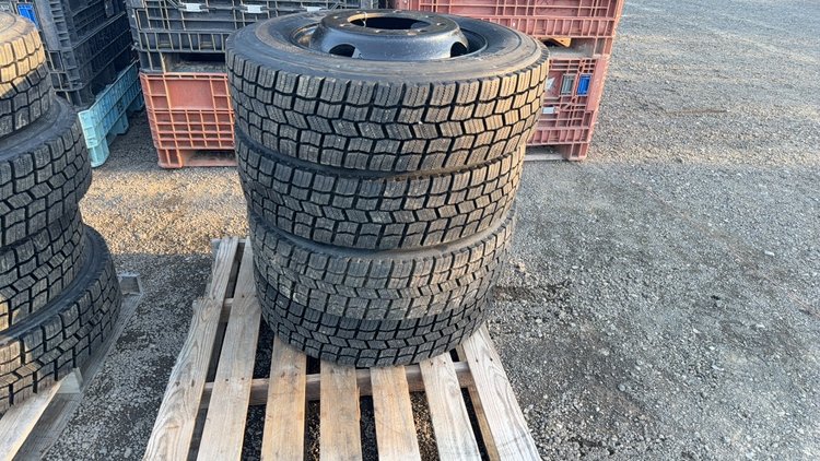 Image for QTY(4) 245/70R19.5 TIRES ON 8 LUG WHEELS