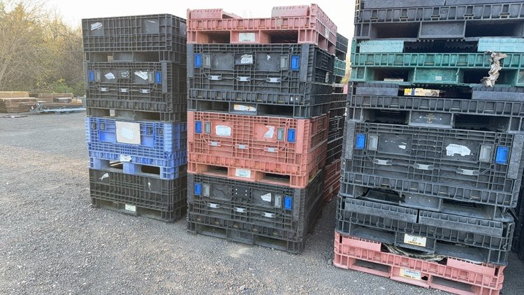 Image for QTY(2) STACK OF PLASTIC PALLETS