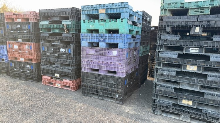 Image for QTY(2) STACK OF PLASTIC PALLETS