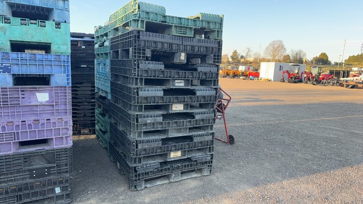 Image for QTY(2) STACK OF PLASTIC PALLETS