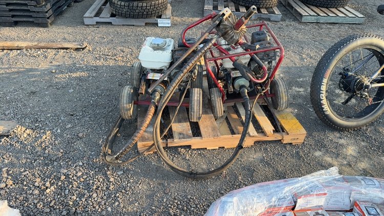 Image for LITTLE BEAVER CONCRETE VIBRATOR