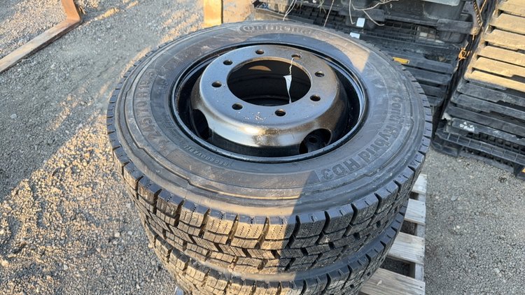 Image for QTY(4) 245/70R19.5 TIRES ON 8 LUG WHEELS