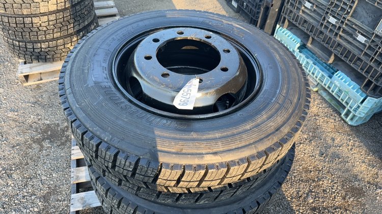 Image for QTY(4) 245/70R19.5 TIRES ON 8 LUG WHEELS