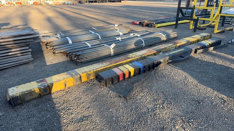 Image for QTY (1) 17' & QTY (1) 12' SPREADER BARS