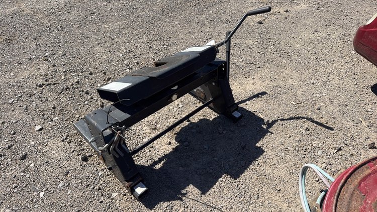 Image for REESE 5TH WHEEL HITCH