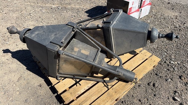 Image for QTY (2) ELECTRIC LIGHT