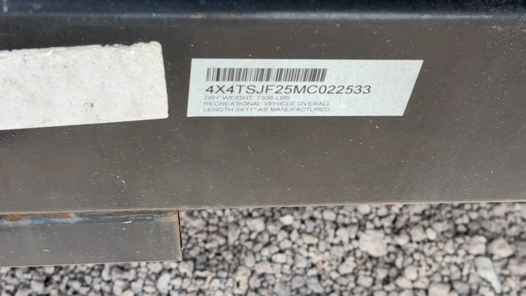 Image for 2021 FOREST RIVER 30' BUMPER PULL CAMPER