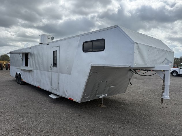 Image for 2003 40' GOOSENECK CONCESSION TRAILER