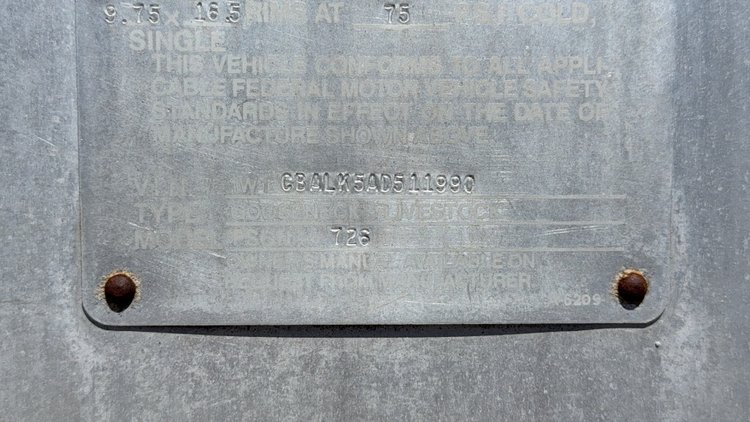 Image for 1988 WILSON 25' ALUMINUM LIVESTOCK TRAILER