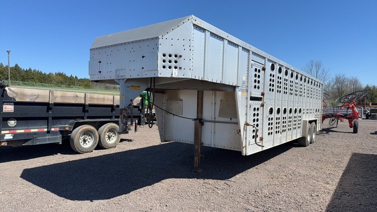 Image for 1988 WILSON 25' ALUMINUM LIVESTOCK TRAILER
