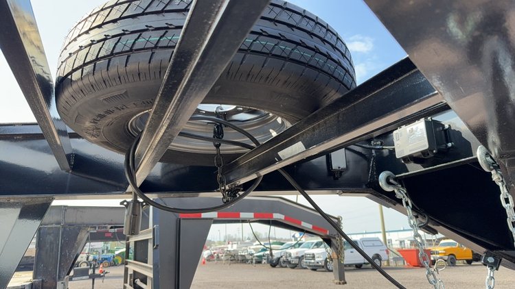 Image for 2026 GATORMADE 28' GOOSENECK TRAILER