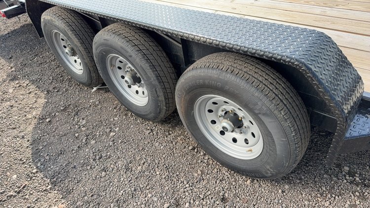 Image for 2026 GATORMADE 28' GOOSENECK TRAILER