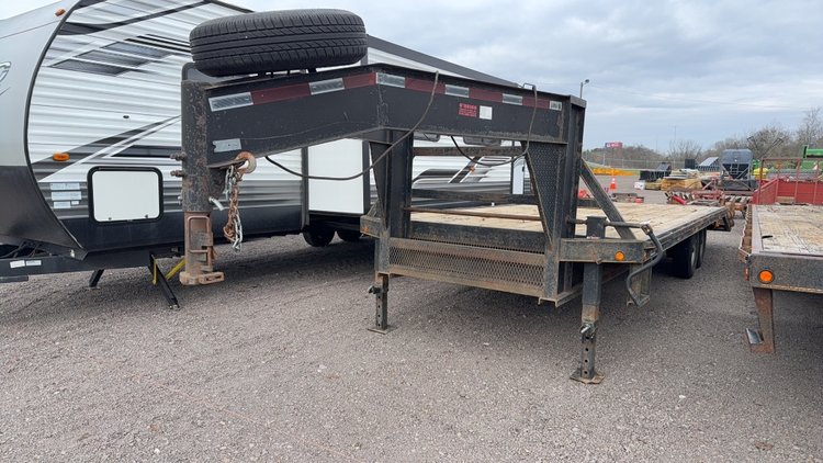 Image for 2013 Q-QUINN 25' GOOSENECK TRAILER