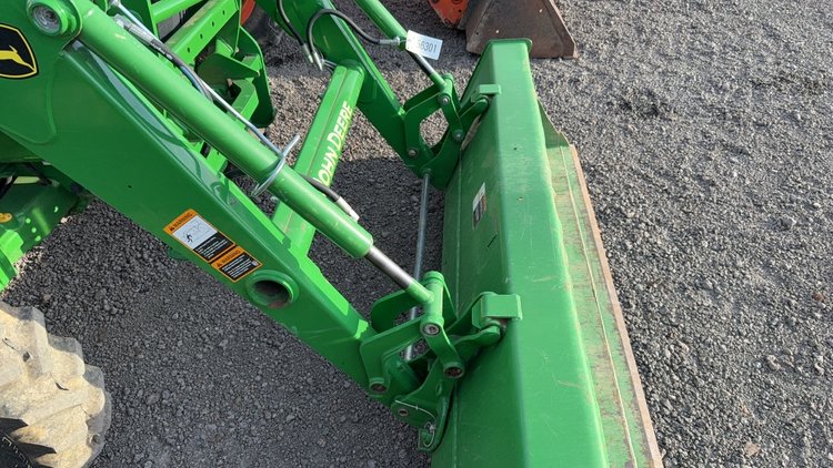 Image for JOHN DEERE 4052R TRACTOR