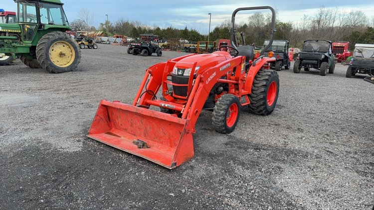 Image for KUBOTA L3901 TRACTOR