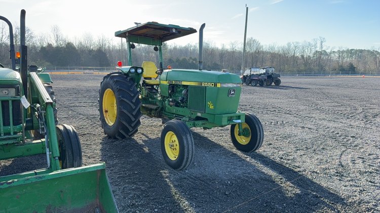 Image for JOHN DEERE 2550 TRACTOR