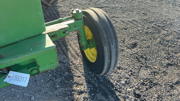 Image for JOHN DEERE 2550 TRACTOR