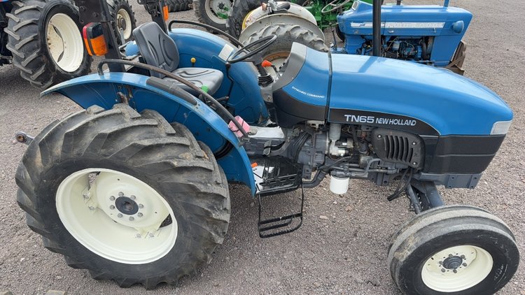 Image for NEW HOLLAND TN65 TRACTOR