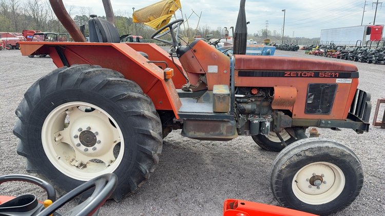 Image for ZETOR 5211 TRACTOR