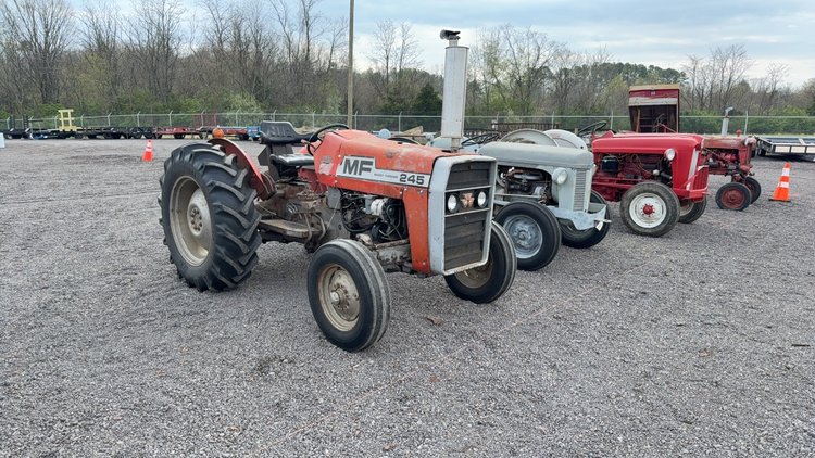 Image for MASSEY FERGUSON 245 TRACTOR