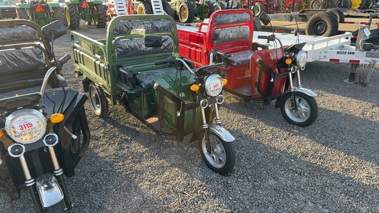 Image for 2026 IRET13 ELECTRIC 3 WHEEL SCOOTER