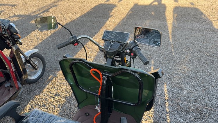 Image for 2026 IRET13 ELECTRIC 3 WHEEL SCOOTER