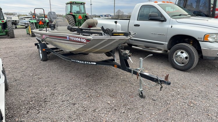Image for BASS TRACKER PRO TEAM165 16' ALUMINUM BOAT