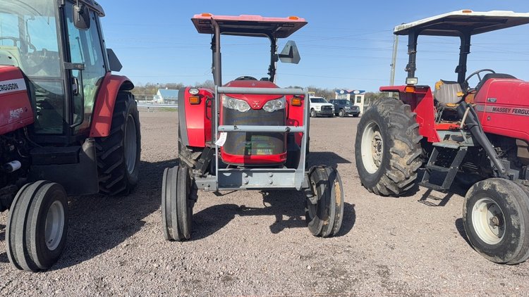 Image for MASSEY FERGUSON 4704 TRACTOR