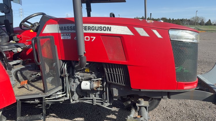 Image for MASSEY FERGUSON 4704 TRACTOR