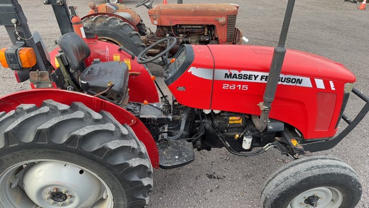 Image for MASSEY FERGUSON 2615 TRACTOR