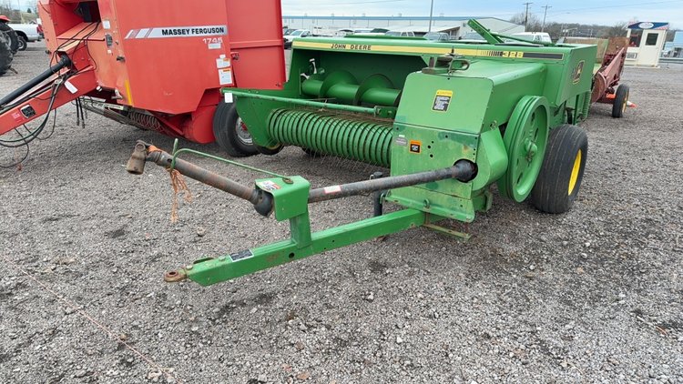 Image for JOHN DEERE 328 SQUARE BALER