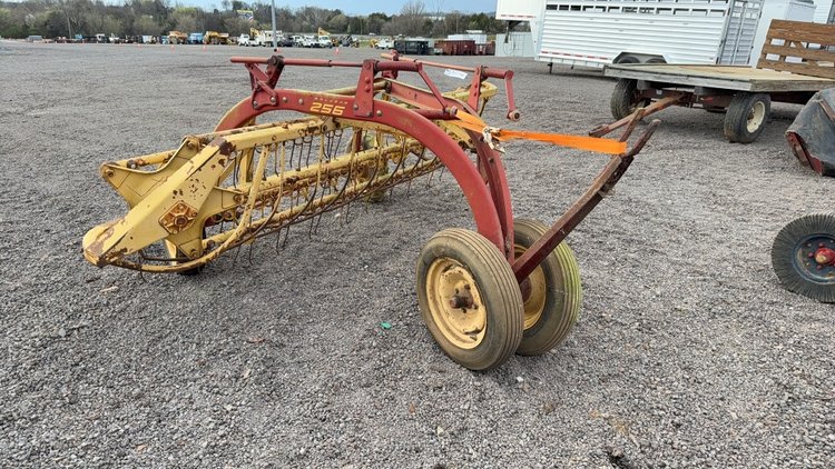 Image for NEW HOLLAND 256 SIDE DELIVERY RAKE