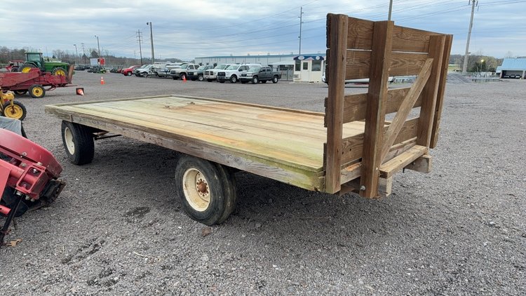 Image for 6 LUG WAGON RUNNING GEAR