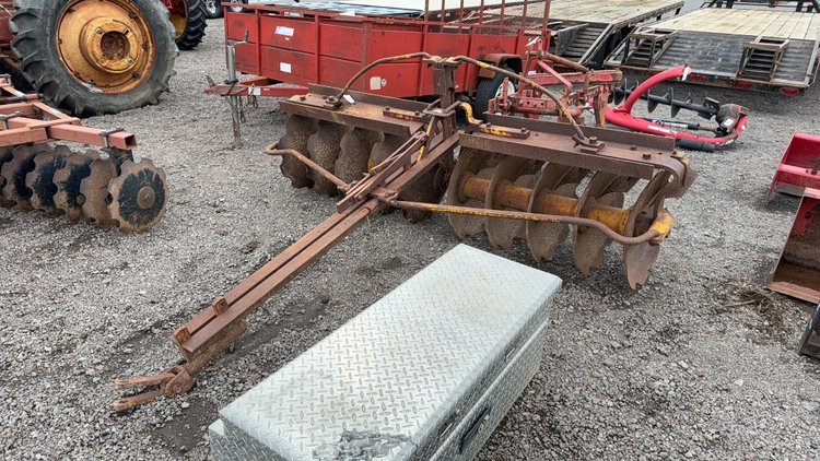 Image for 8' PULL TYPE DISC HARROW