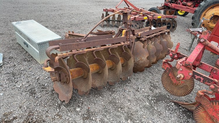 Image for 8' PULL TYPE DISC HARROW