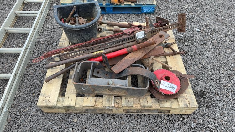 Image for PALLET OF MISC TRACTOR PARTS