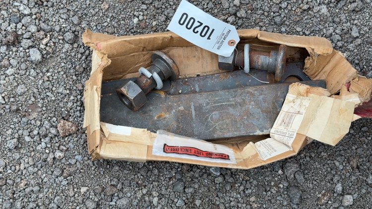 Image for REPLACEMENT BOLTS & BLADES